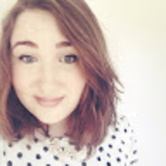 Meet your Posher, Julia - Picture 1 of 1